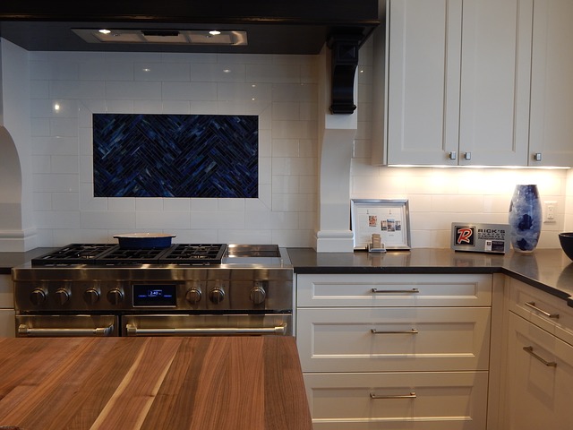 Four Tips for Buying High-Quality Kitchen Cabinets | Home Art Tile Kitchen and Bath