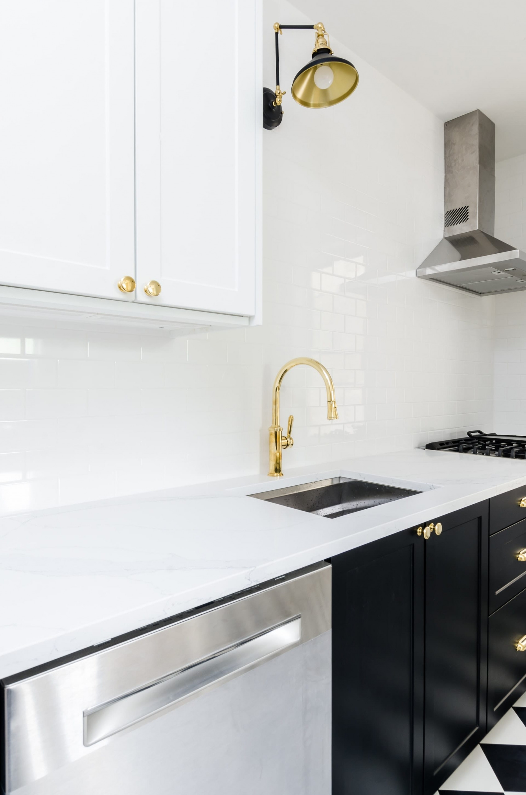 Modern Kitchen Cabinet Ideas to Update Your NY Kitchen in 2025 | Home Art Tile Kitchen and Bath