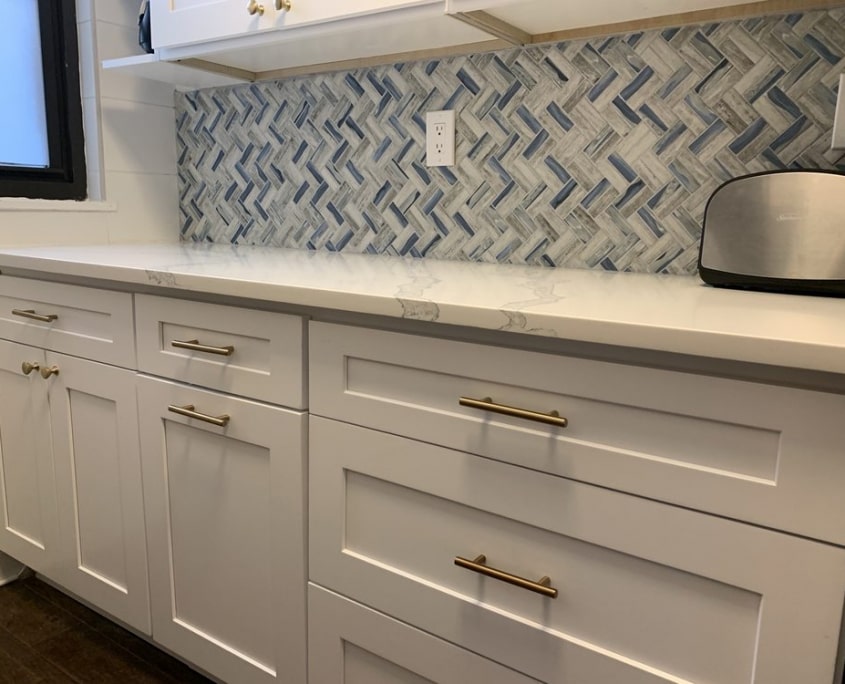 Kitchen Backsplash Ideas for White Cabinets 2025 Guide | Home Art Tile Kitchen and Bath