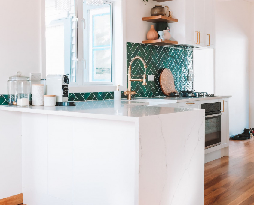 Kitchen Backsplash Ideas for White Cabinets 2025 Guide | Home Art Tile Kitchen and Bath