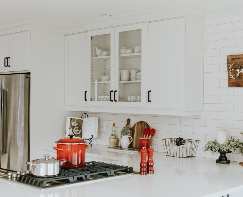 Kitchen Cabinet Hardware Ideas 2025 for an Elevated Kitchen | Home Art Tile Kitchen and Bath